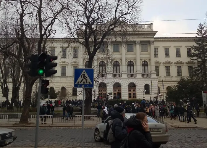 Stepana Bandery Street 37-2 Διαμέρισμα Λβιβ