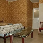 Apartment Stepana Bandery Street 37-2 *