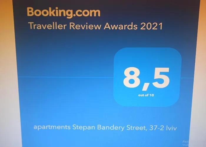 Apartman Stepana Bandery Street 37-2 *