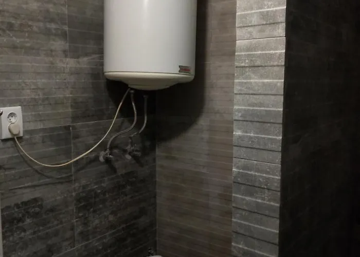 Stepana Bandery Street 37-2